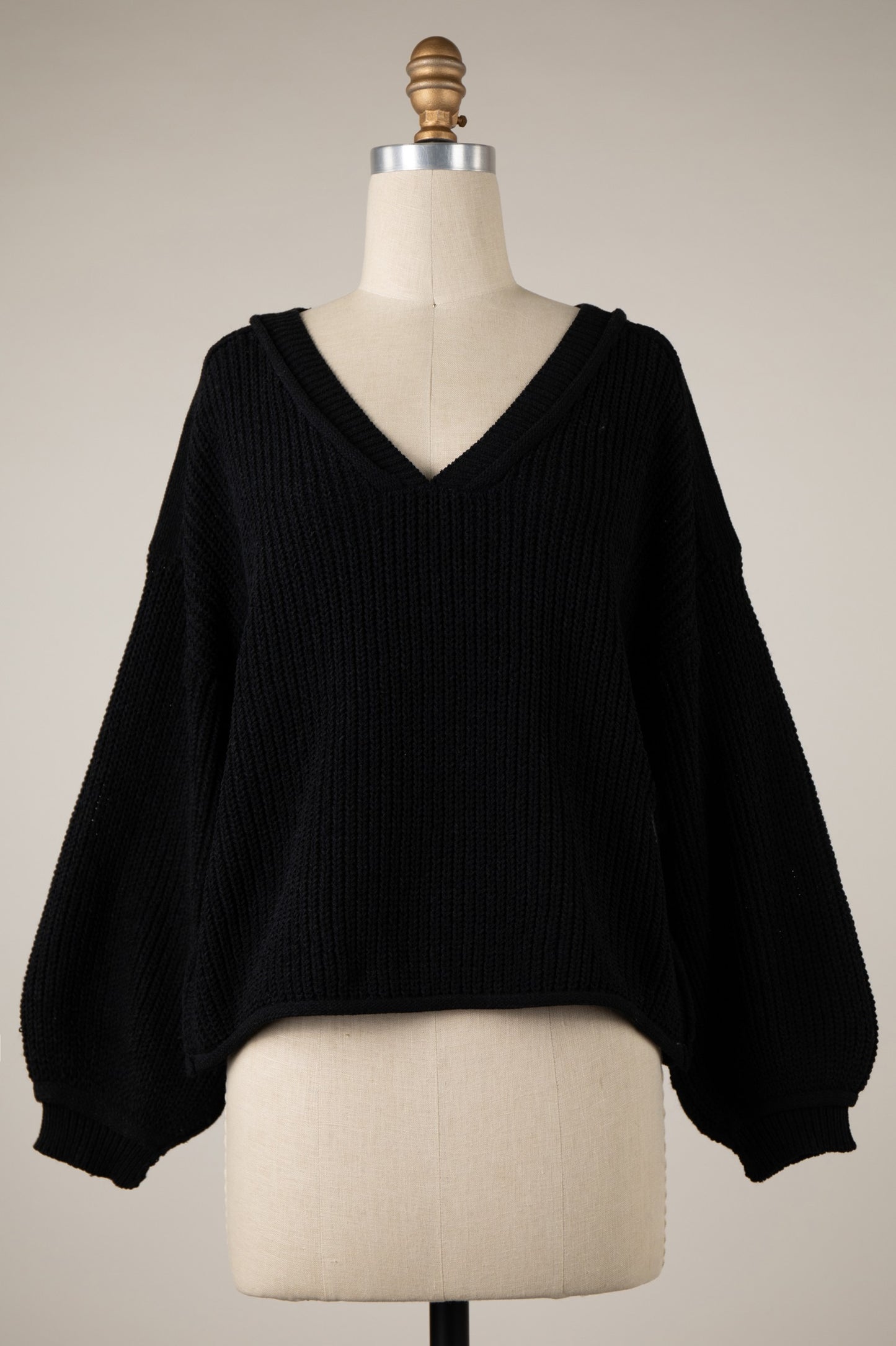 Chic Perspective Cable Knit Sweater (Black)